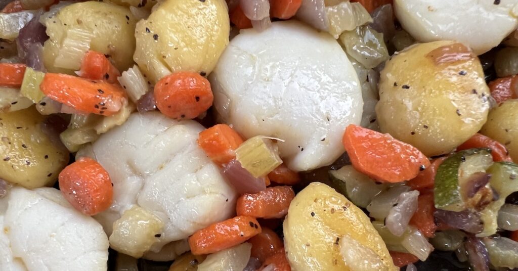 Recipe: Scallops (or Shrimp) with Aromatic Vegetables